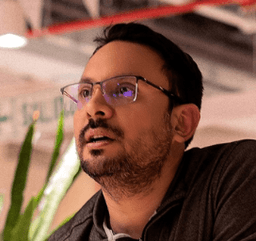 A profile image of Julio GUC